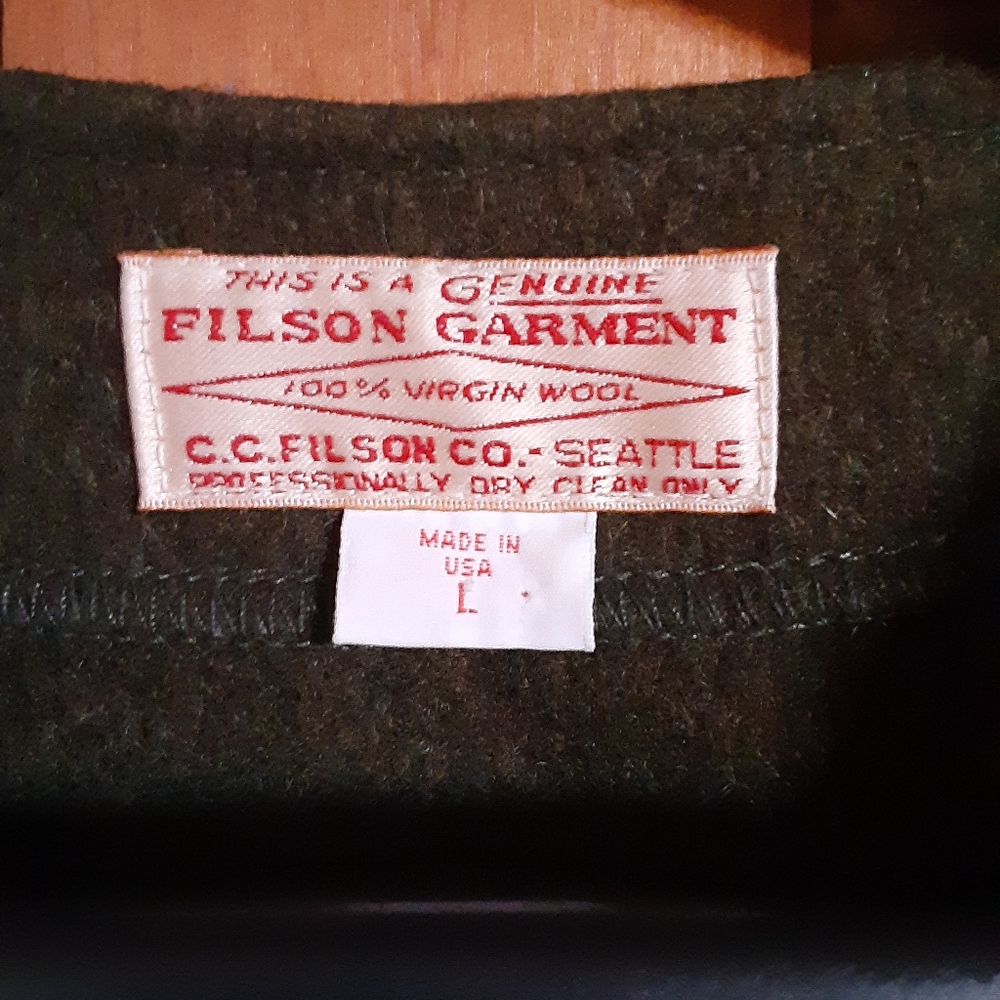 VINTAGE Woman's Filson Hunting Jacket - Picture 2 of 6